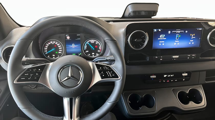 Bild 4 av Mercedes-Benz eSprinter 320 81 kWh SKÅP A2 PRO