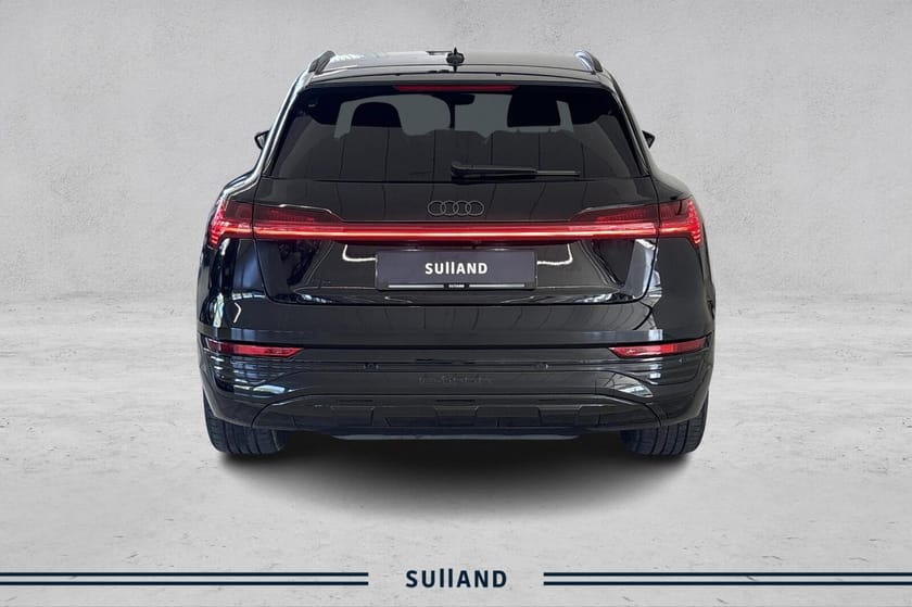 Bilde 4 av Audi Q8 55 e-tron quattro advanced plus