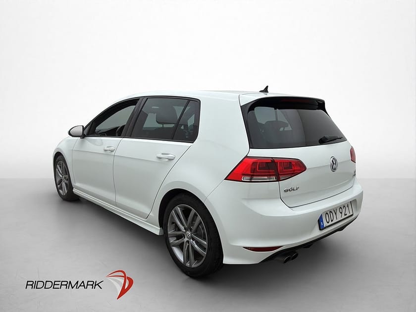 Bild 4 av Volkswagen Golf 1.4 TSI 150hk R-Line Kamera CarPlay 0,53l/mi