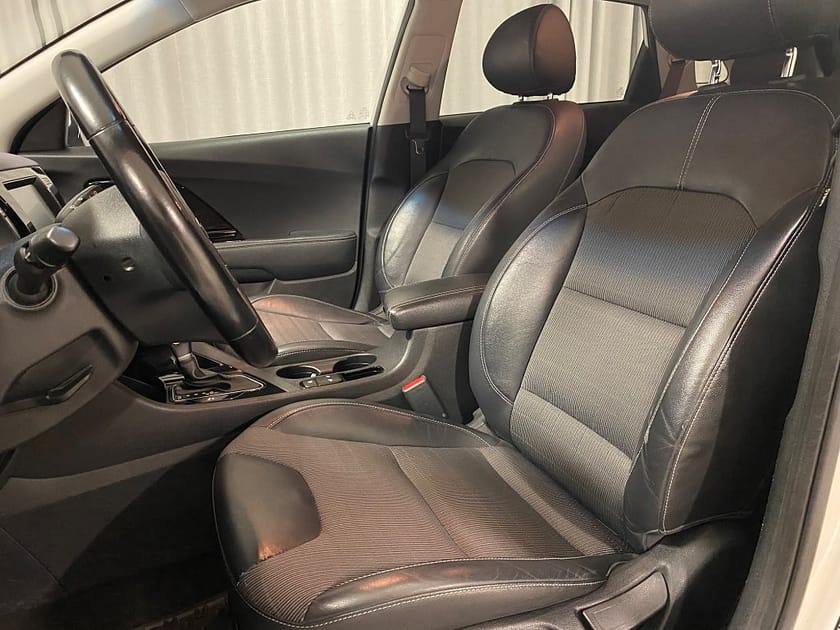 Bild 4 av Kia Niro Hybrid DCT Advance Plus Kamera Navi