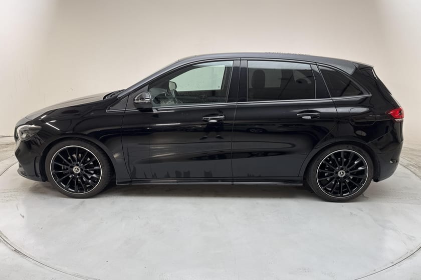 Bild 2 av Mercedes-Benz B 200 W247 (163hk) AMG Line GPS Backkamera