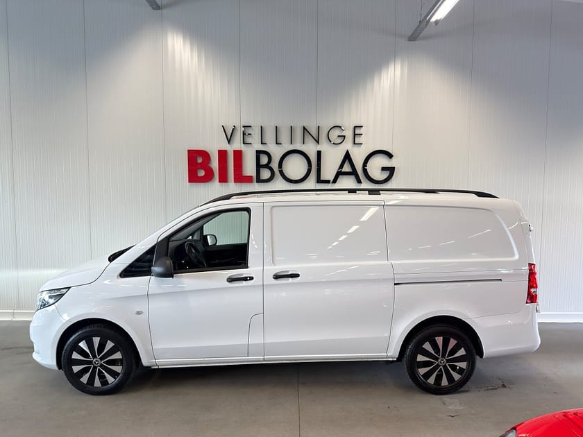 Bild 1 av Mercedes-Benz Vito 116 CDI 3.0t 9G-Tronic B-Kamera Drag 3-Sits *Leasbar*