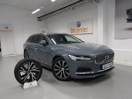 Volvo V90 Recharge T6 AWD Aut-V däck ingår-Navi-360° kamera-H&K