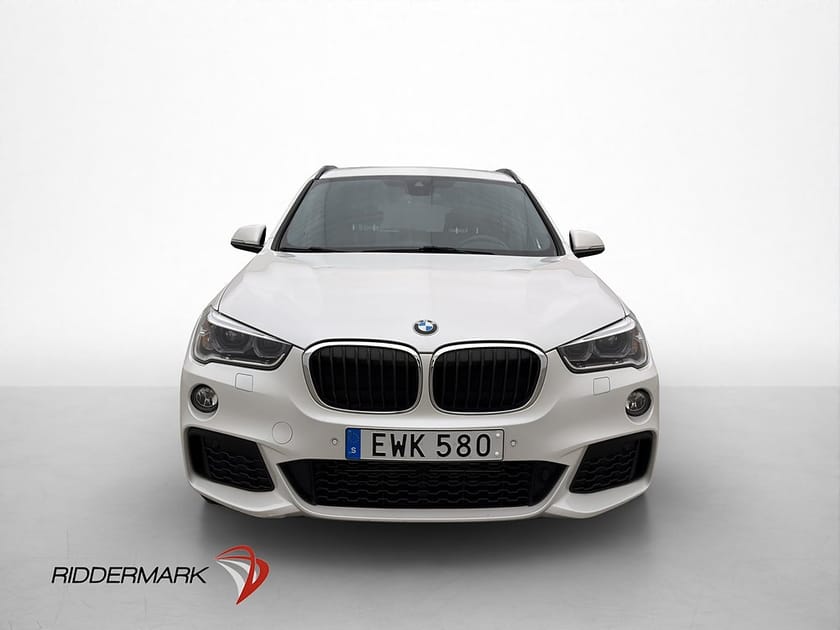 Bild 2 av BMW X1 xDrive20d M Sport Pano H/K Kamera HUD Skinn Navi Drag