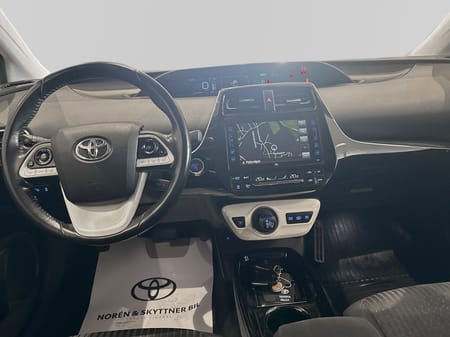 Toyota Prius Plug-in Hybrid Executive /Vhjul/LED-ramp