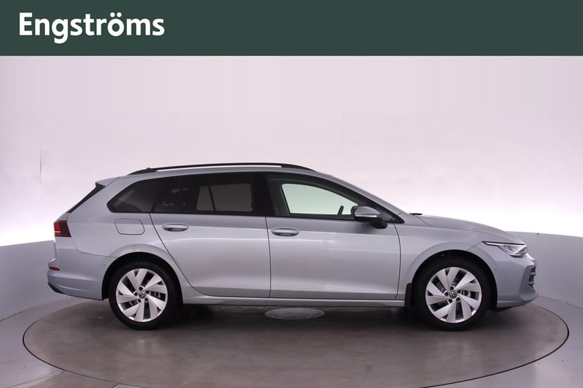 Bild 2 av Volkswagen Golf Sportscombi eTSI150 DSG, Dragkrok