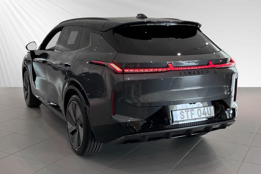 Bild 3 av Lynk & Co 08 PHEV More