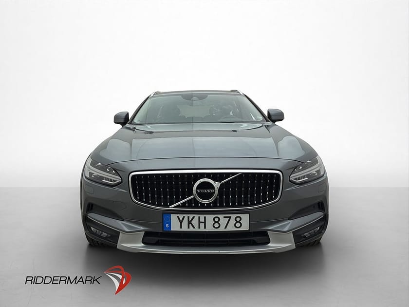 Bild 2 av Volvo V90 Cross Country D4 AWD 190hk BLIS Drag Navi Kamera