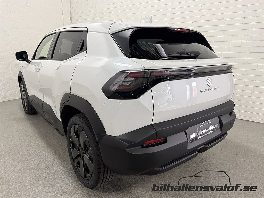 Suzuki e Vitara 61 kWh, 174hk, 2026