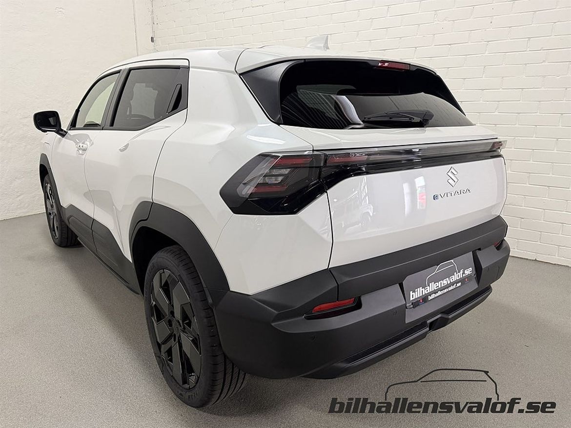 Suzuki e Vitara 61 kWh, 174hk, 2026
