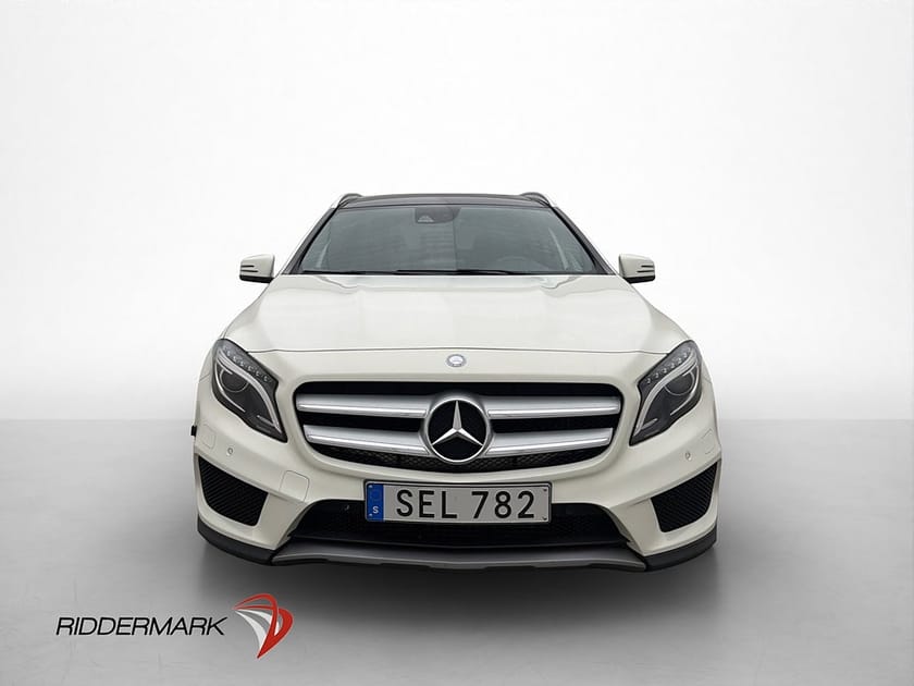 Bild 2 av Mercedes-Benz GLA 220 d 4MATIC 4M AMG Pano H/K Kamera Navi