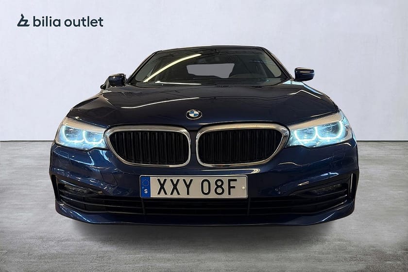 Bild 2 av BMW 520d xDrive Sedan Sport line B-Kam Värmare Drag Keyless H/K