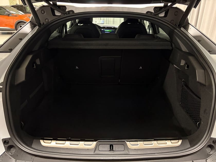 Bild 4 av Peugeot 408 Hybrid 145 GT AUT