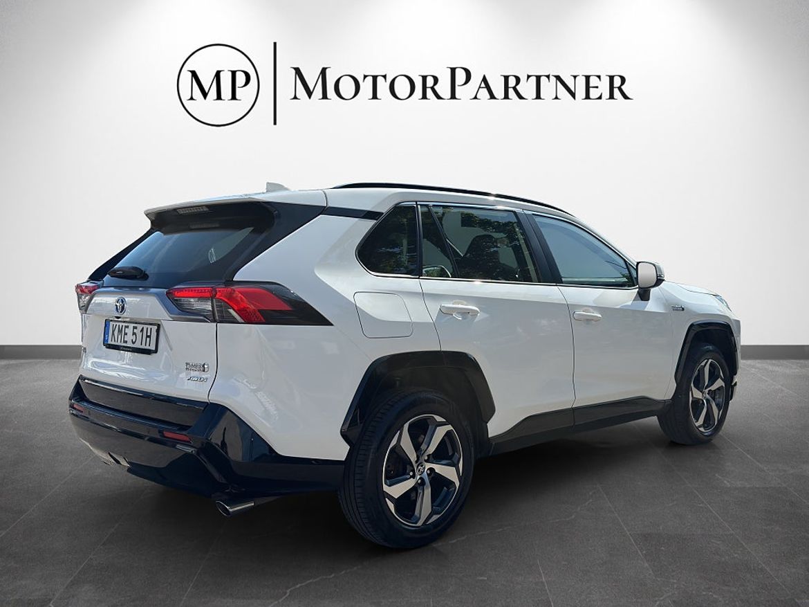 Toyota RAV4 Plug-in Hybrid, bild 7 av 22