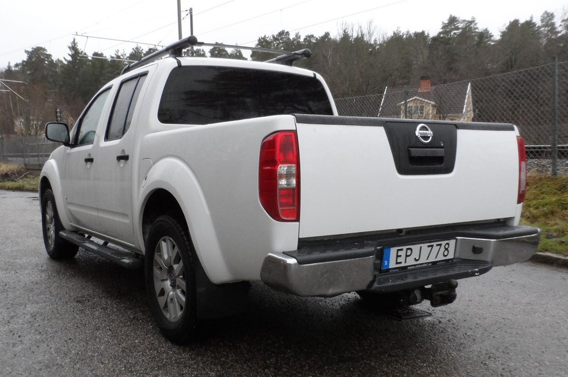 Nissan Navara Dubbelhytt 3.0 dCi V6 4x4 2015, kuva 3/27