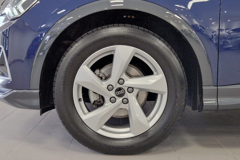 Bild 3 av Audi Q3 35 TFSI Advanced | Drag | P-värmare | Adapt. f | 35TFSI 15