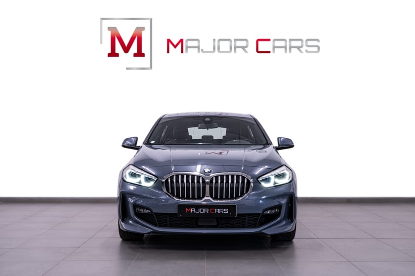 Bild 2 av BMW 118i M Sport / Ambient / PDC / LED / Shadowline 140hk