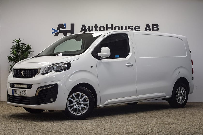 Bild 1 av Peugeot Expert Panel Van 1.2t BlueHDi 177HK Värmare Krok Kamera CarPla