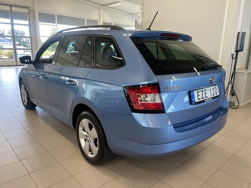 Bild 3 av Škoda Fabia Kombi Skoda 1.2 TSI 90HK Elegance / Klima / Bluetooth