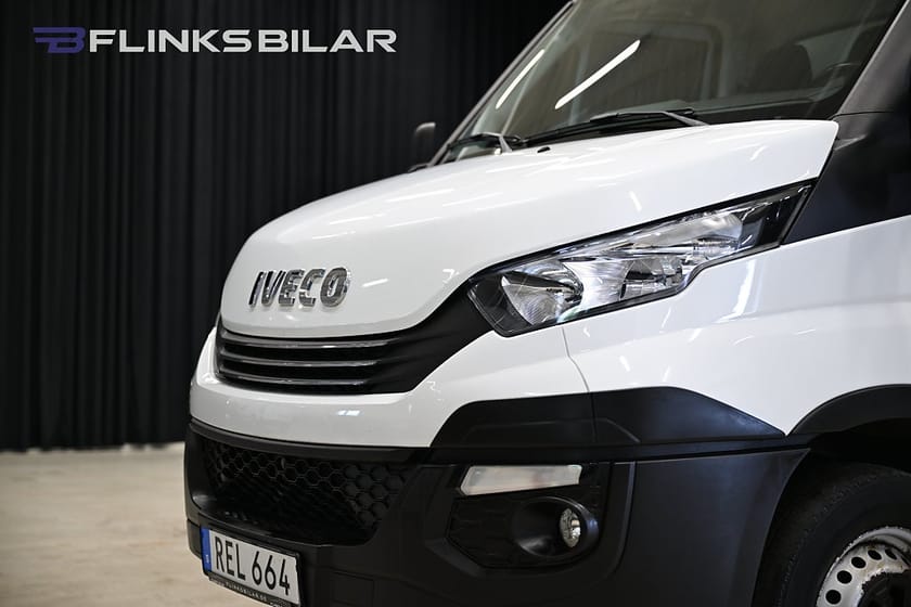 Bild 5 av Iveco Daily 35-160 Chassi Cab 156HK Automat|Volymskåp|BG-Lyft|EnÄgare|NyKamrem|Moms