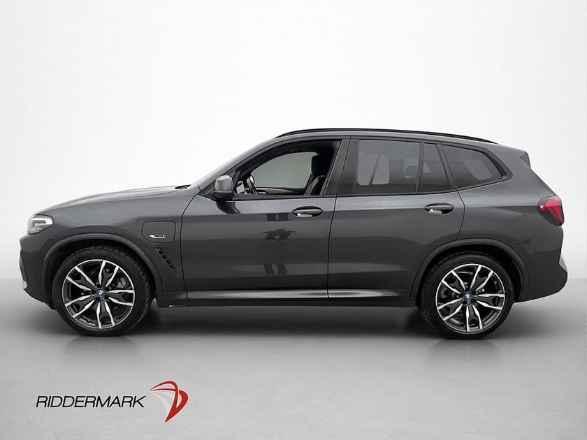 Bild 4 av BMW X3 xDrive30e 292hk M Sport Cockpit HiFi B-Kam Skinn Drag