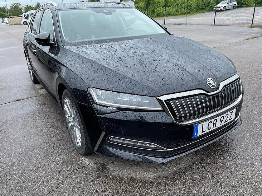 Bild 1 av Škoda Superb iV Kombi Skoda COMBI Plug in 218HK Style