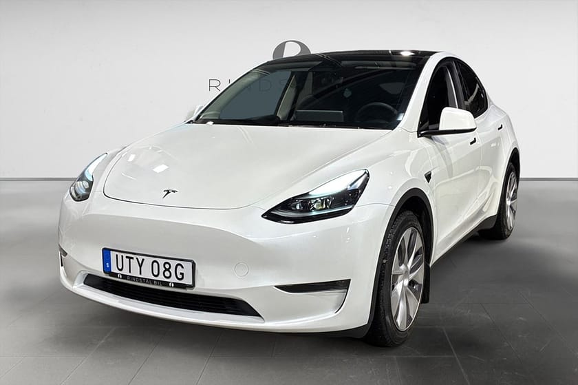 Bild 1 av Tesla Model Y Long Range AWD 514 HK AUTOPILOT DRAG PDC 8200 MIL 19"