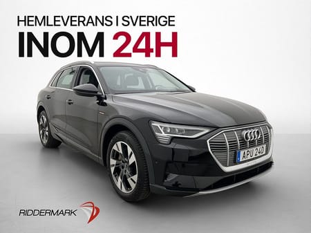 Audi e-tron 55 quattro Cockpit Skinn Elstol CarPlay Sensorer