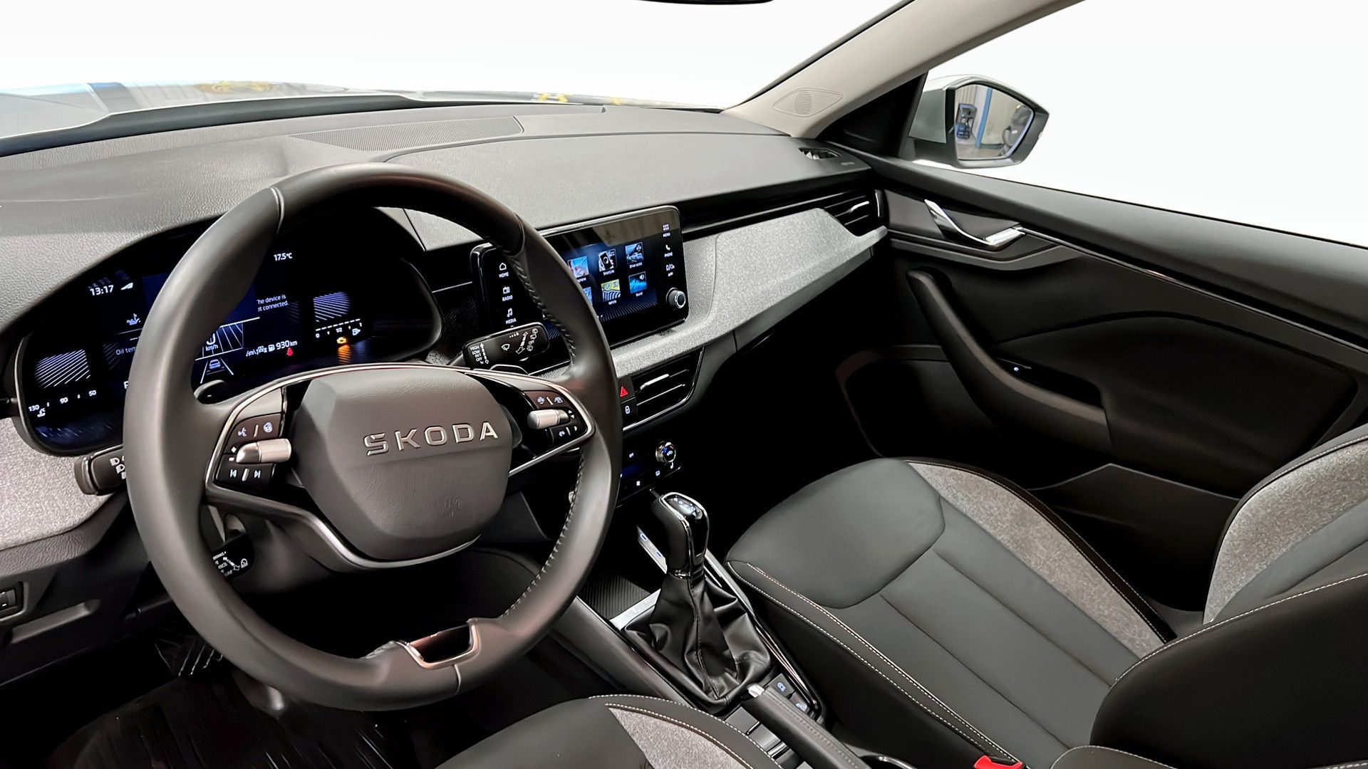 Skoda Kamiq 1.0 TSI 2025, bild 7/10