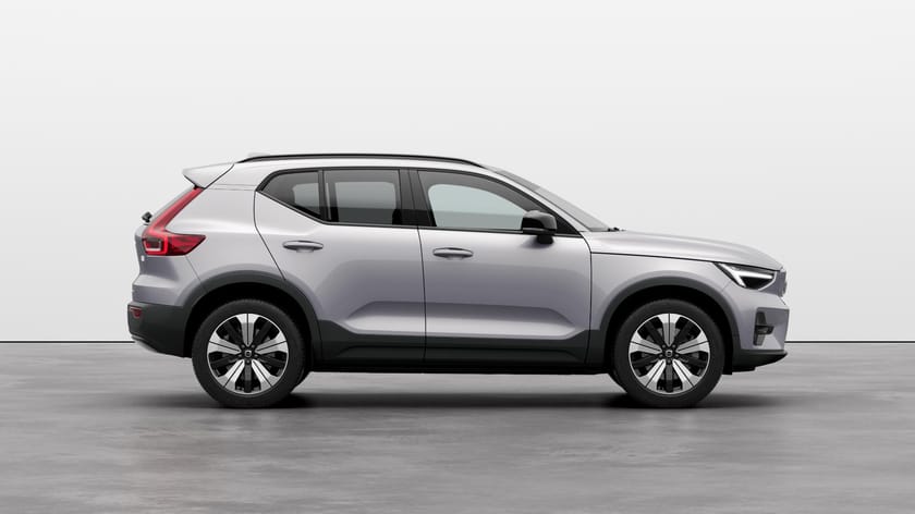 Bilde 2 av Volvo XC40 Recharge Twin P8 AWD Plus Krok,El.førersete,Parkeringsvarmer++