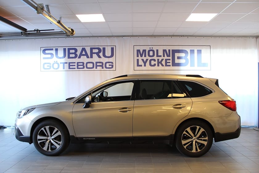 Bild 3 av Subaru Outback 2,5i Aut Summit (175hk) *Dragkrok*