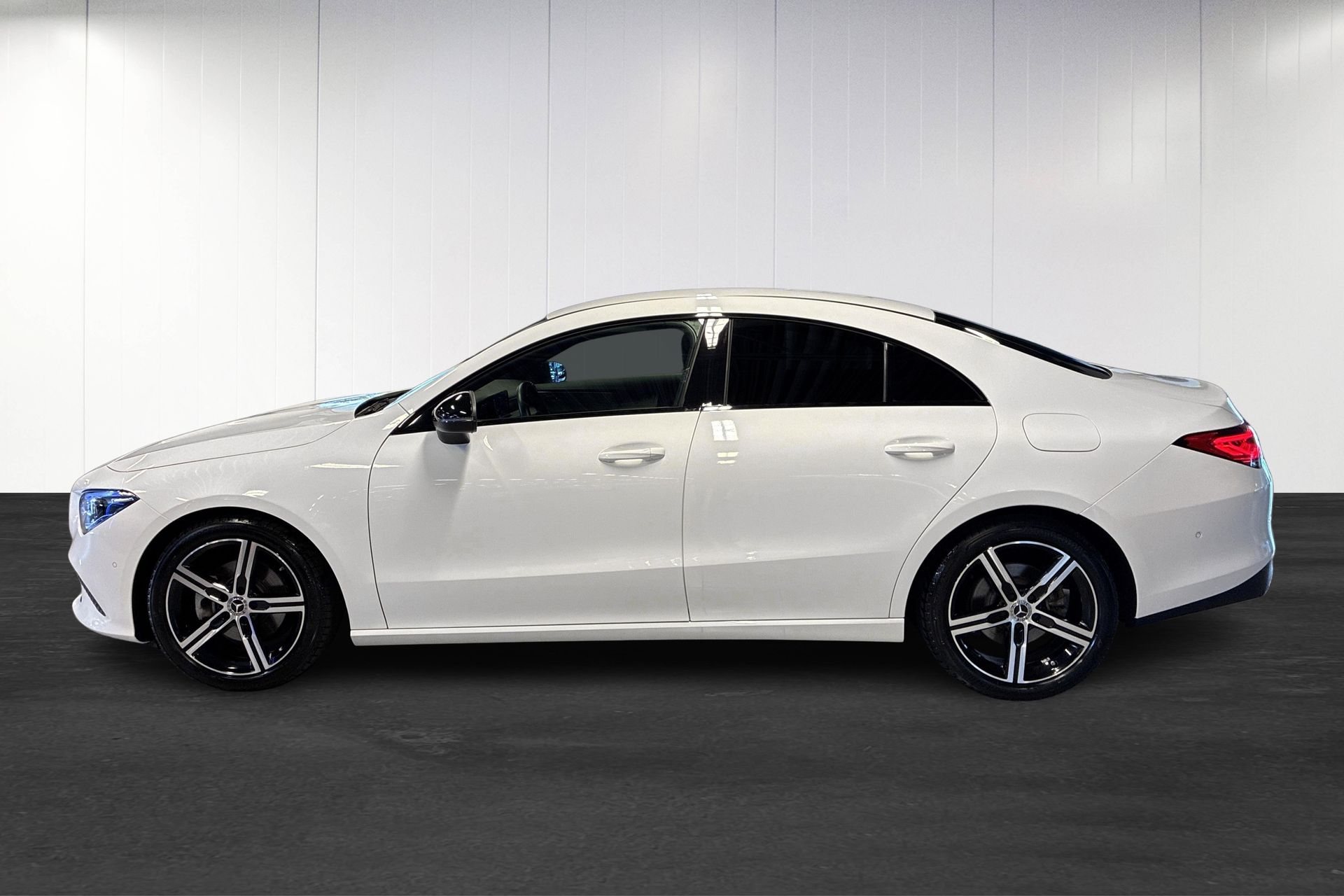 Mercedes-Benz CLA 200 2023, bild 7/10