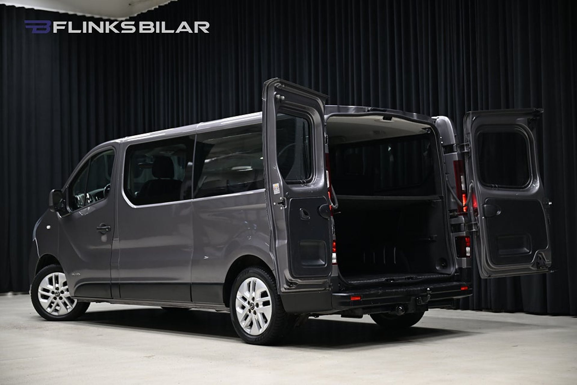 Nissan NV300 2017, bild 6/10