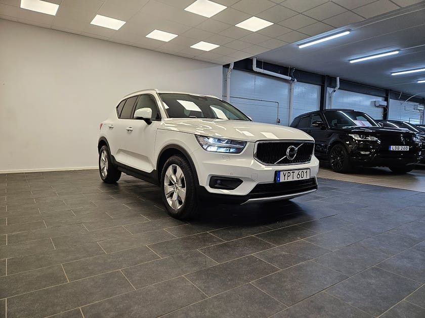 Bild 5 av Volvo XC40 D3 AWD Momentum Pro Läder Värmare Backkamera Drag VOC