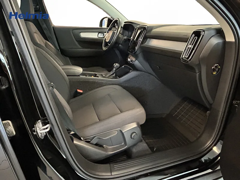 Bild 11 av 14 – Volvo XC40 T2 FWD Momentum