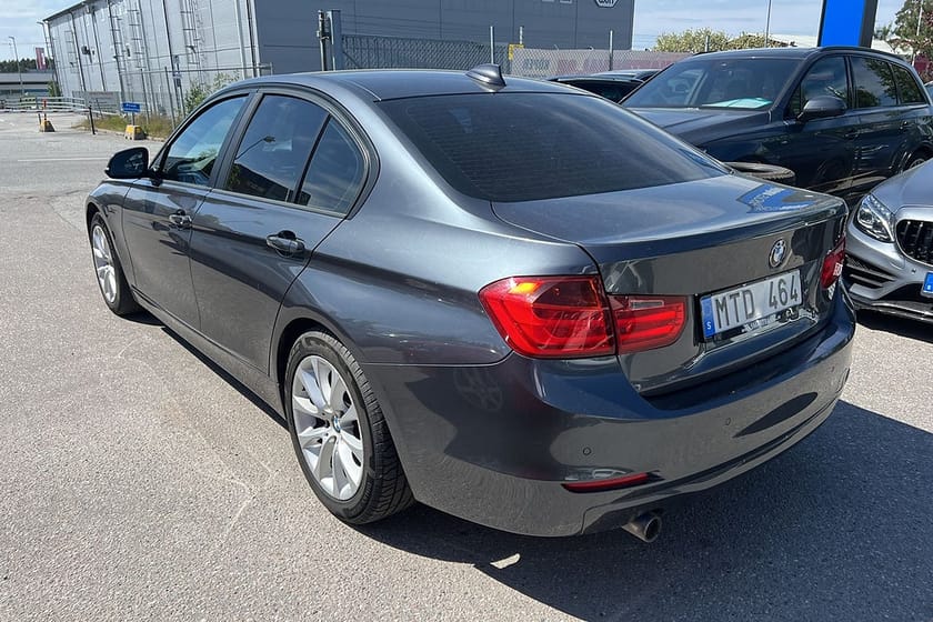 Bild 4 av BMW 320d Sedan Drag Aut Skinn