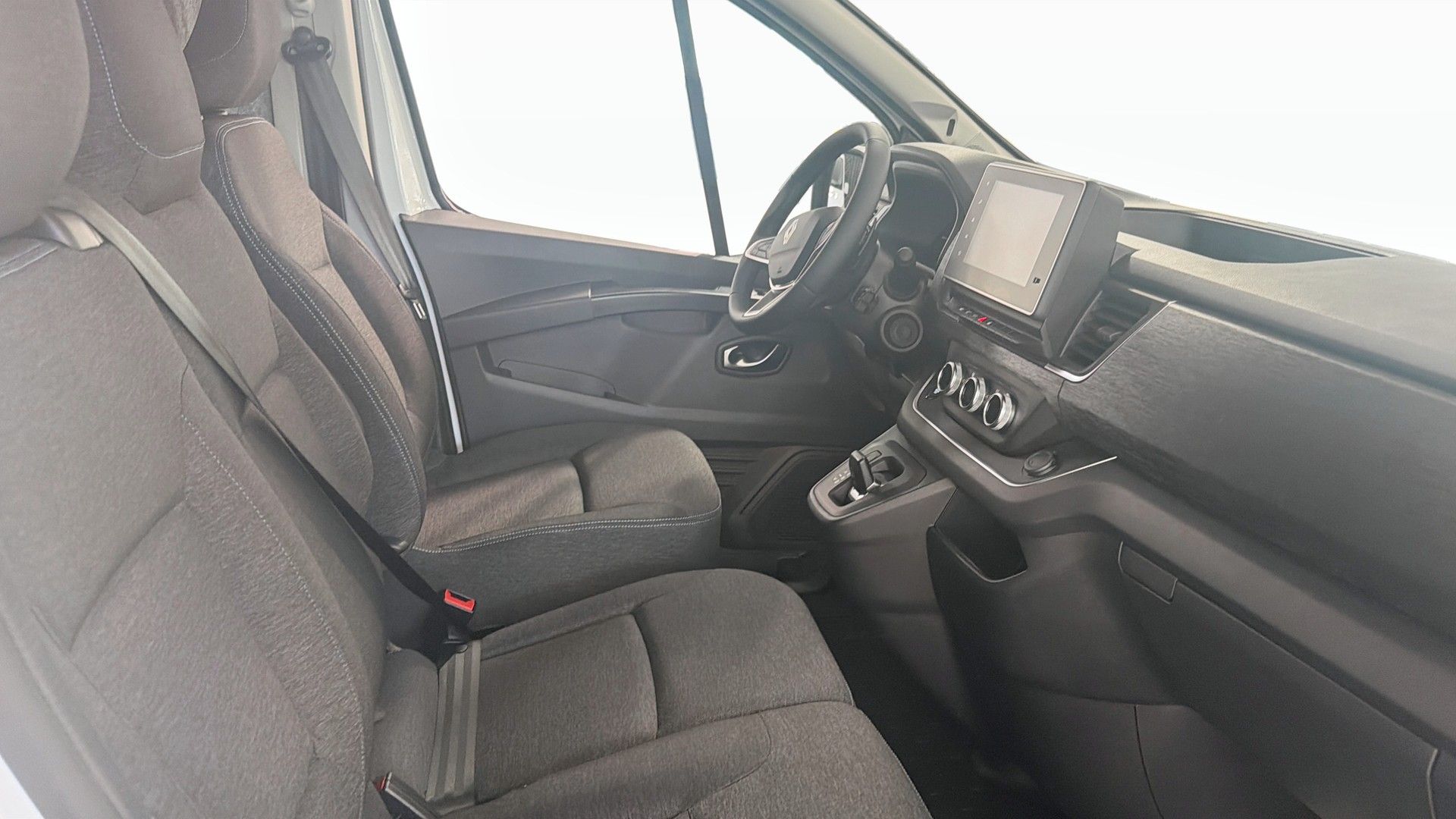 Renault Trafic 2027, bild 3/9