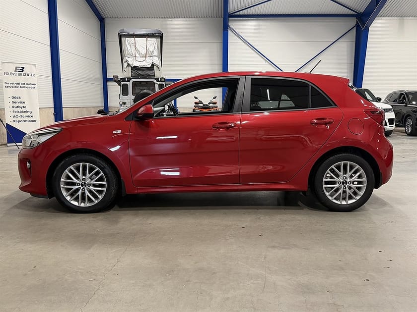 Bild 3 av Kia Rio 1.2 84 HK CVVT / Carplay / Backkamera /
