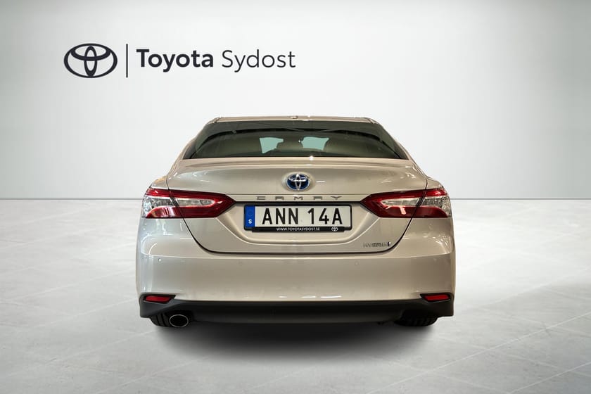 Bild 5 av Toyota Camry Hybrid Executive Premiumpaket HUD JBL
