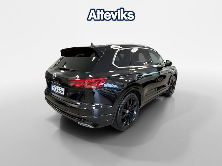 Bild 3 av Volkswagen Touareg V6 TDI 4M 286hk *Elstolar/Head-up*