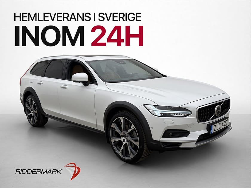 Bild 1 av Volvo V90 Cross Country B4 AWD VOC Pano B&W 360° Skinn Drag