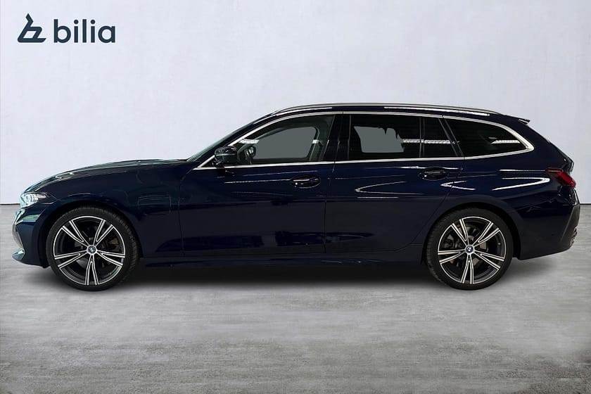 Bild 3 av BMW 330e Touring | Drag | Aktiv farth. | HiFi | Panorama | 360 k