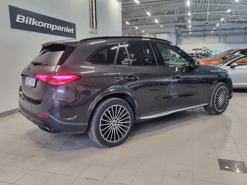 Bild 4 av Mercedes-Benz GLC 300 e 4MATIC 9G-Tronic AMG Line Premium, Burmester