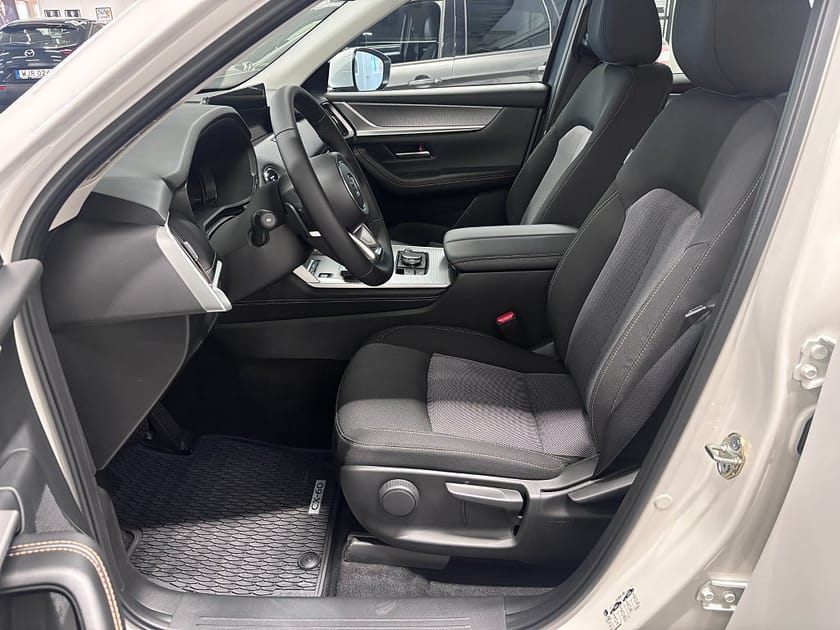 Bild 5 av Mazda CX-60 PHEV 327hk Exclusive-line, Driver assist, Akustikrutor