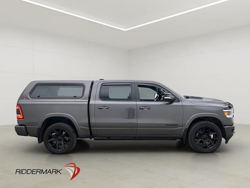 Bild 2 av RAM 1500 Crew Cab Dodge Laramie Night V8 4x4 Drag Luft Lastsläde Moms