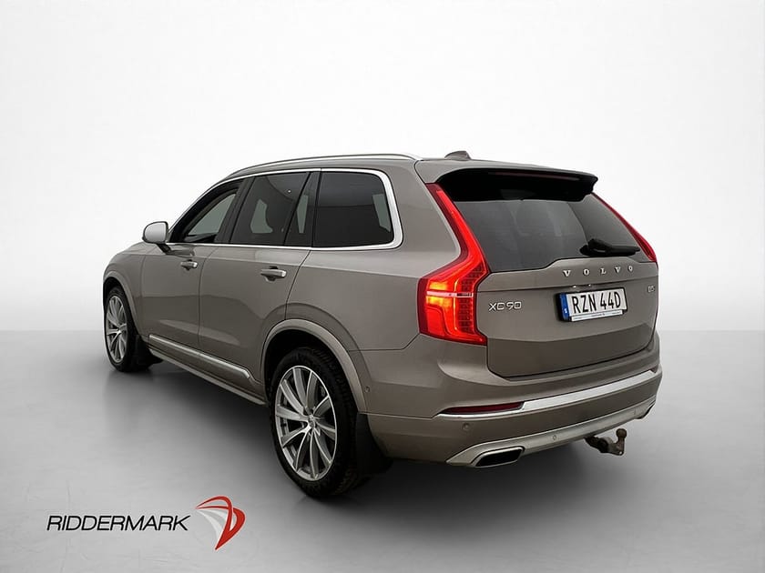 Bild 5 av Volvo XC90 B5 AWD Inscription Värmare 360 Drag B&W