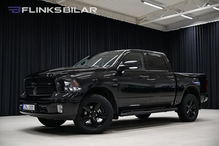 RAM 1500 Crew Cab 5.7 V8 HEMI 4x4 395HK Classic|Drag|EnÄgare|Lågmil|Moms