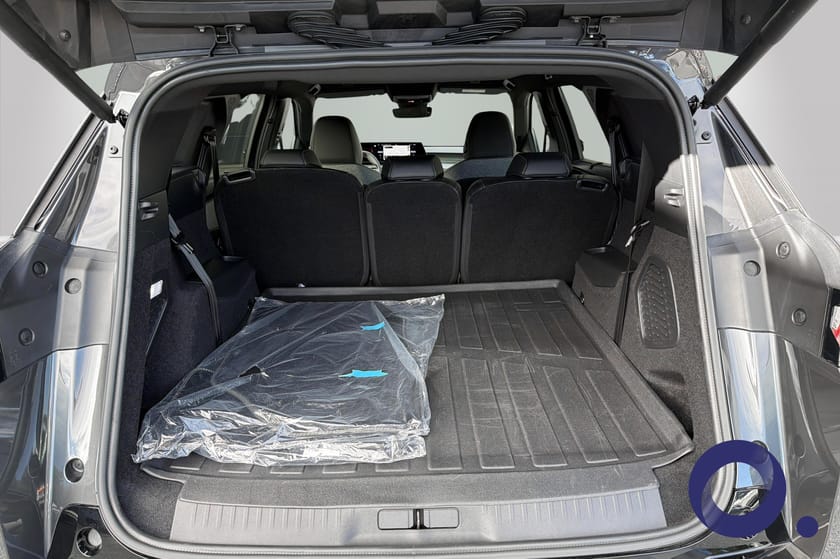 Bilde 5 av Peugeot E-5008 Dual Motor