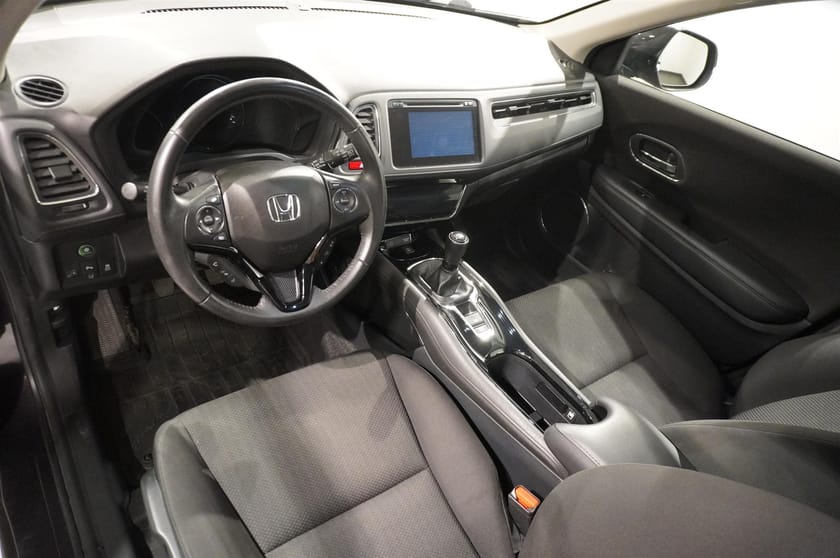 Bild 2 av Honda HR-V 1.5 130hk Drag Navi Parksensor Farthållare