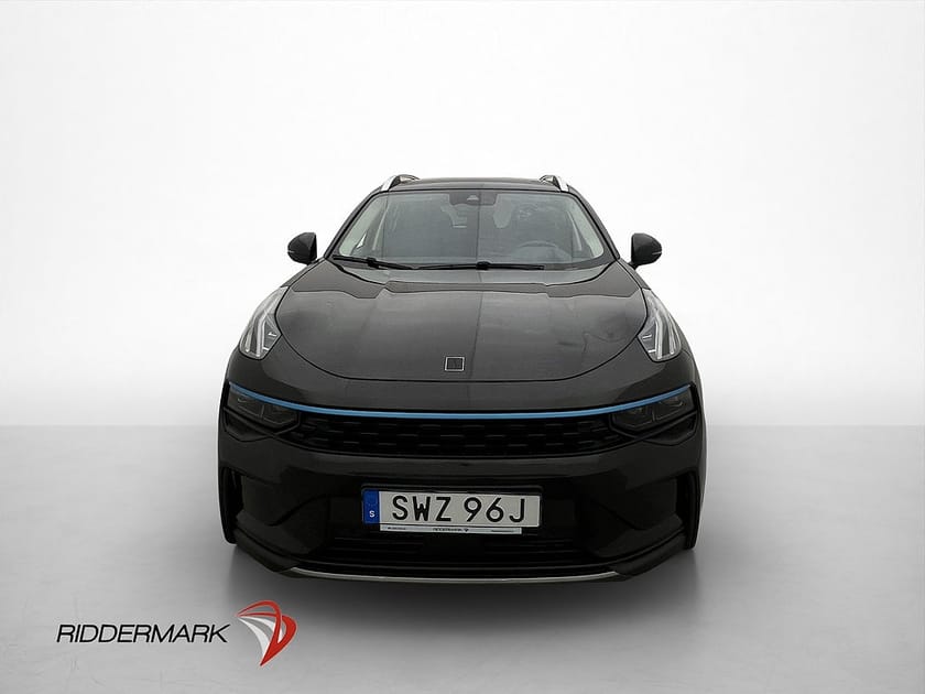 Bild 2 av Lynk & Co 01 PHEV 261hk Pano Kamera Navi  Infinity Carplay